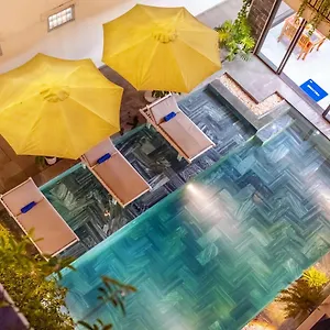*** Hotel Tomorrow Vietname