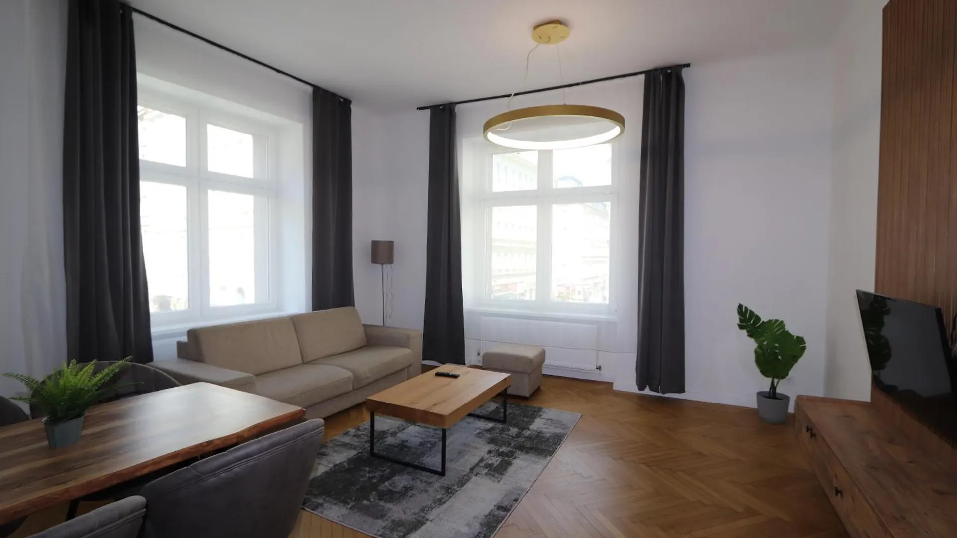 Vienna Stay Apartments Or Rooms 1050 3*,  אוסטריה